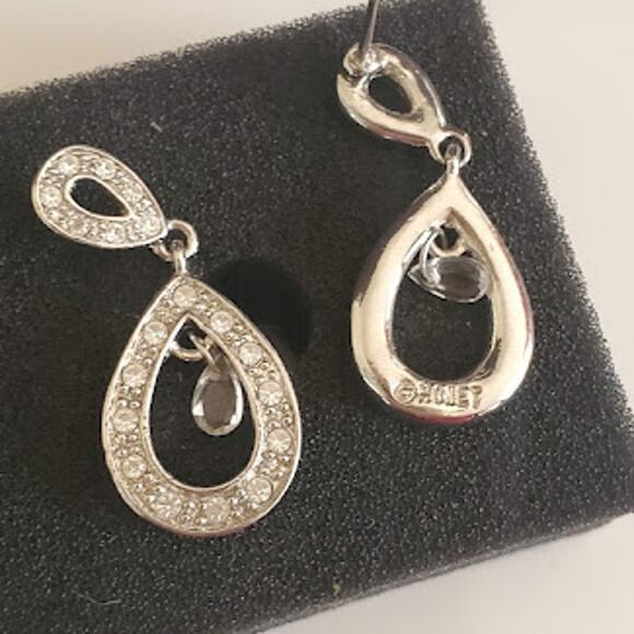Monet Silver Tone Pave Crystal Dangle Earrings Tear Drop‎ - Picture 4 of 5